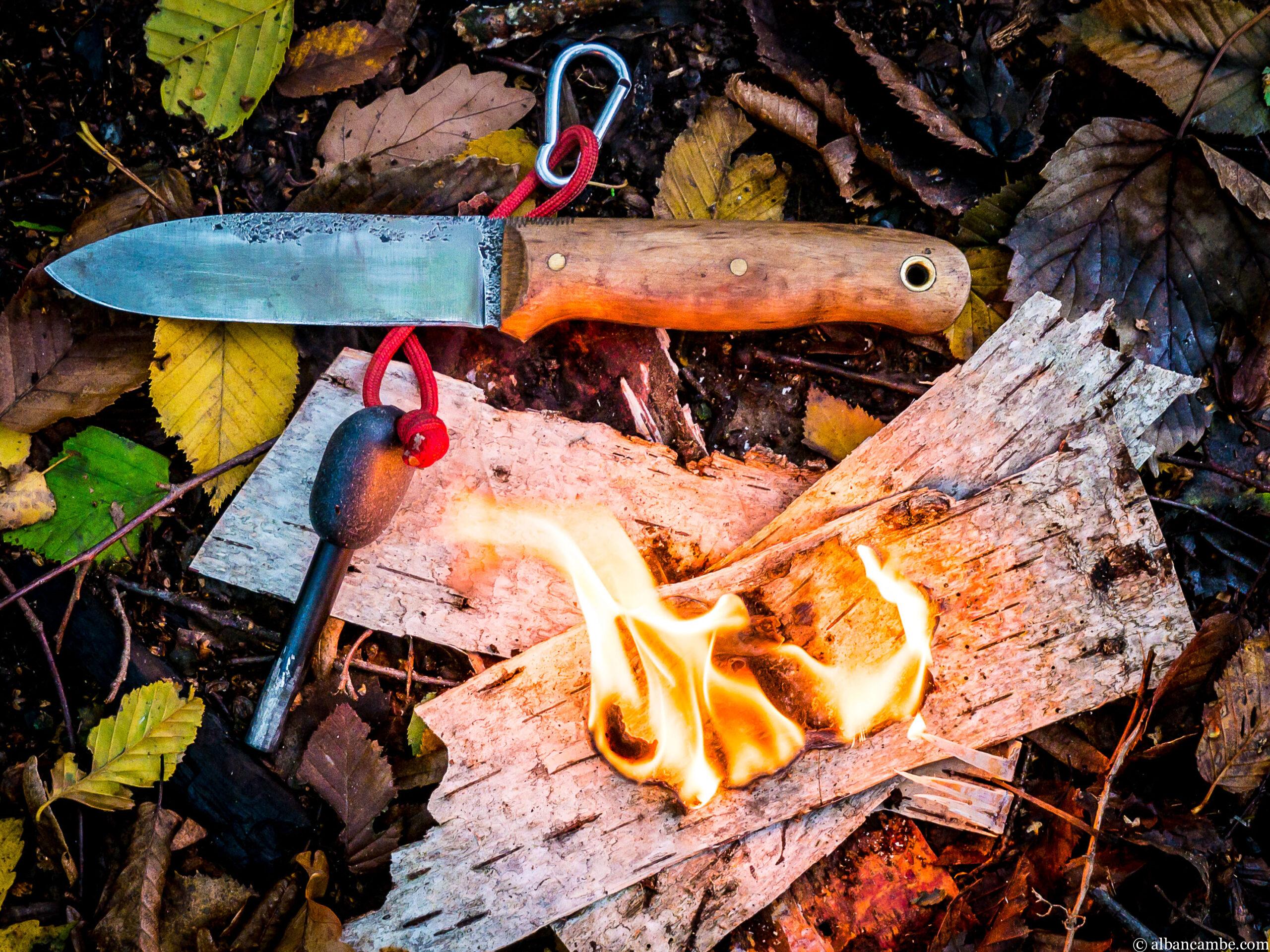 Au Salon du survivalisme, permaculture et couteaux de chasse